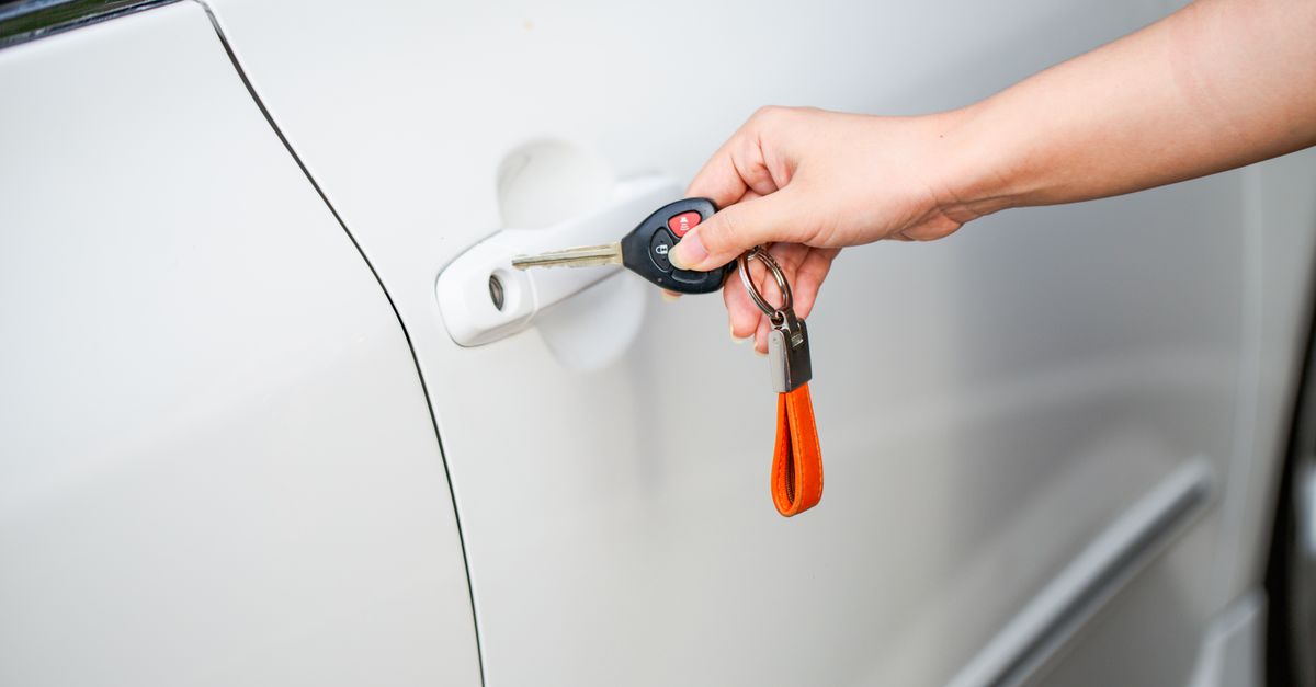 Nissan car key fob — Chambers St Locksmith Corp