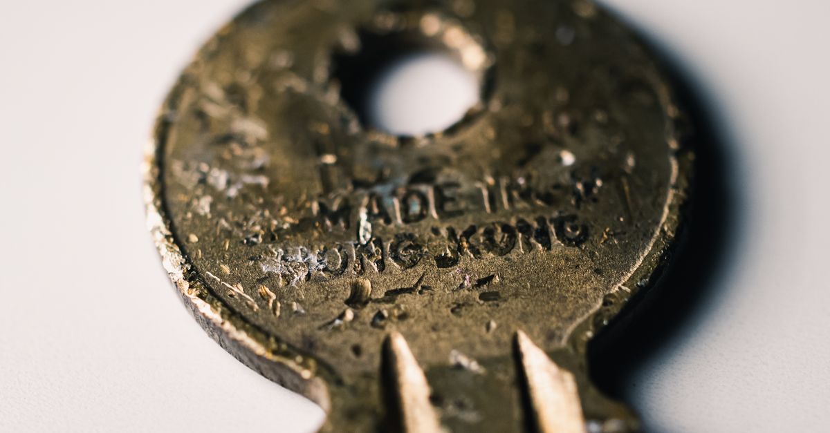 Why Keys Break — and Why It Matters for Extraction — Chambers St Locksmith Corp
