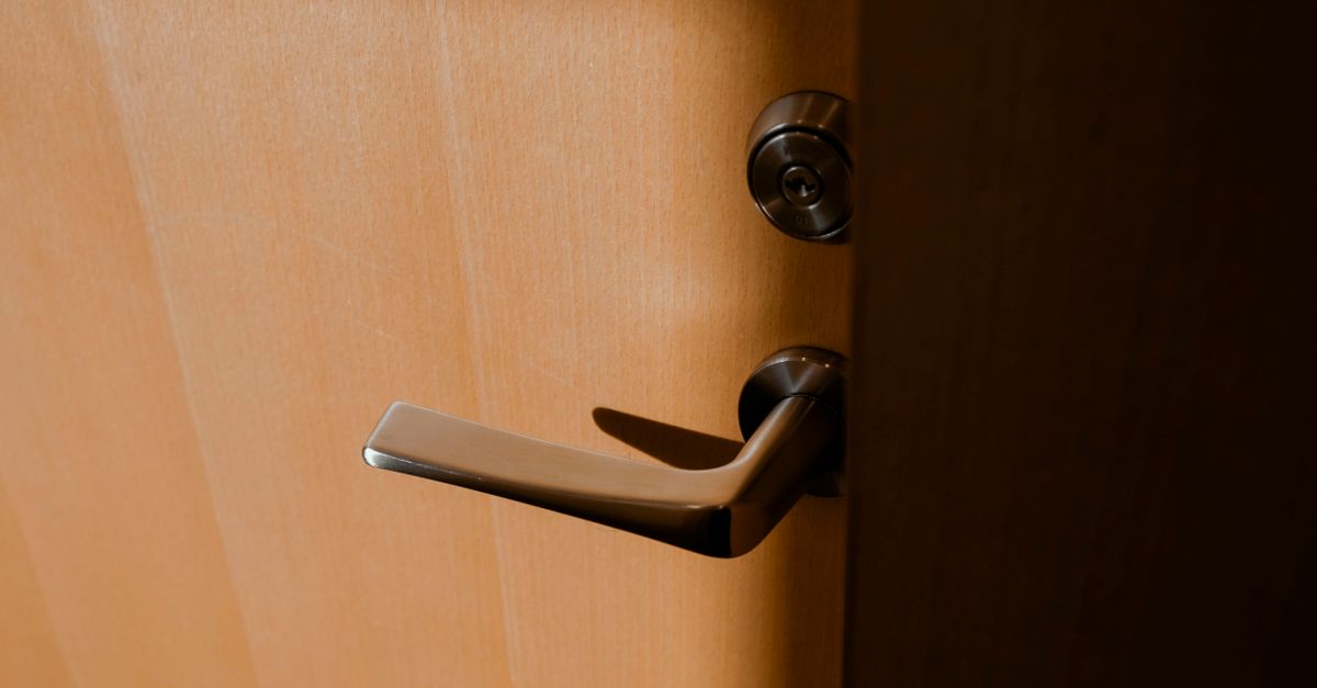 Emergency Locksmith Response: 24-Hour Deadbolt and Door Lock Services Across NYC — Chambers St Locksmith Corp